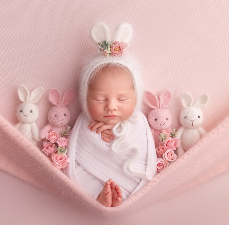 Кот і Татарінцева довели до сліз кадрами з маленькою донечкою: "Наше котенятко"