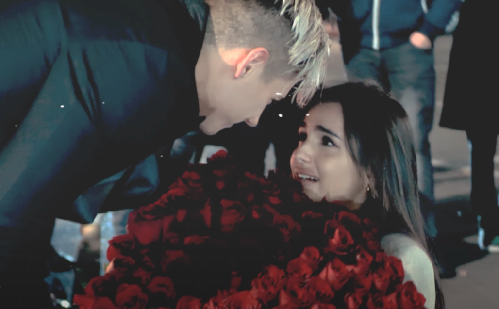 Все скандалы с Волошиным, сбежавшим из Украины. Начинал с хайпа на детях и "докатился" до "Миротворца"