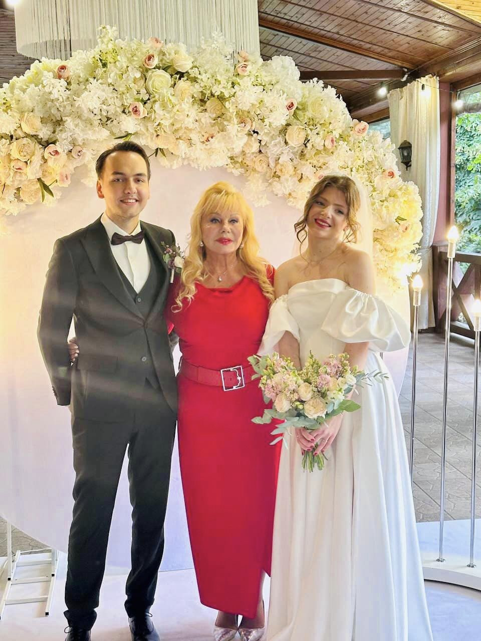 Як сьогодні виглядає дикторка, яка першою оголосила про Незалежність українцям (фото)