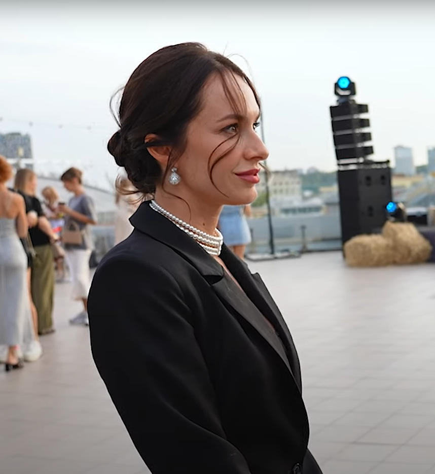 Бывшая Остапчука призналась, что до сих пор носит его фамилию: "Очень сложно"