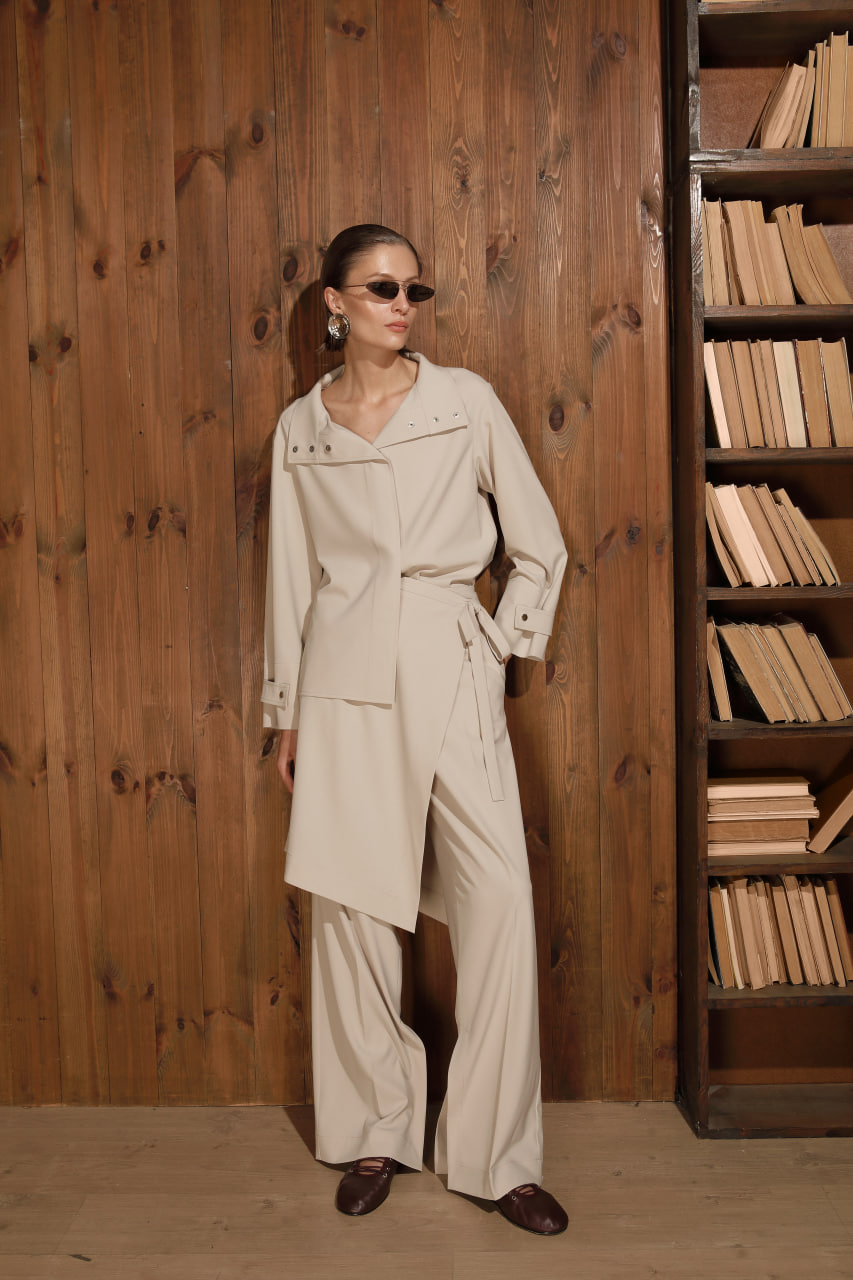 Андре Тан випустив колекцію "Нова сторінка". Дивіться, що будуть носити модниці восени та взимку