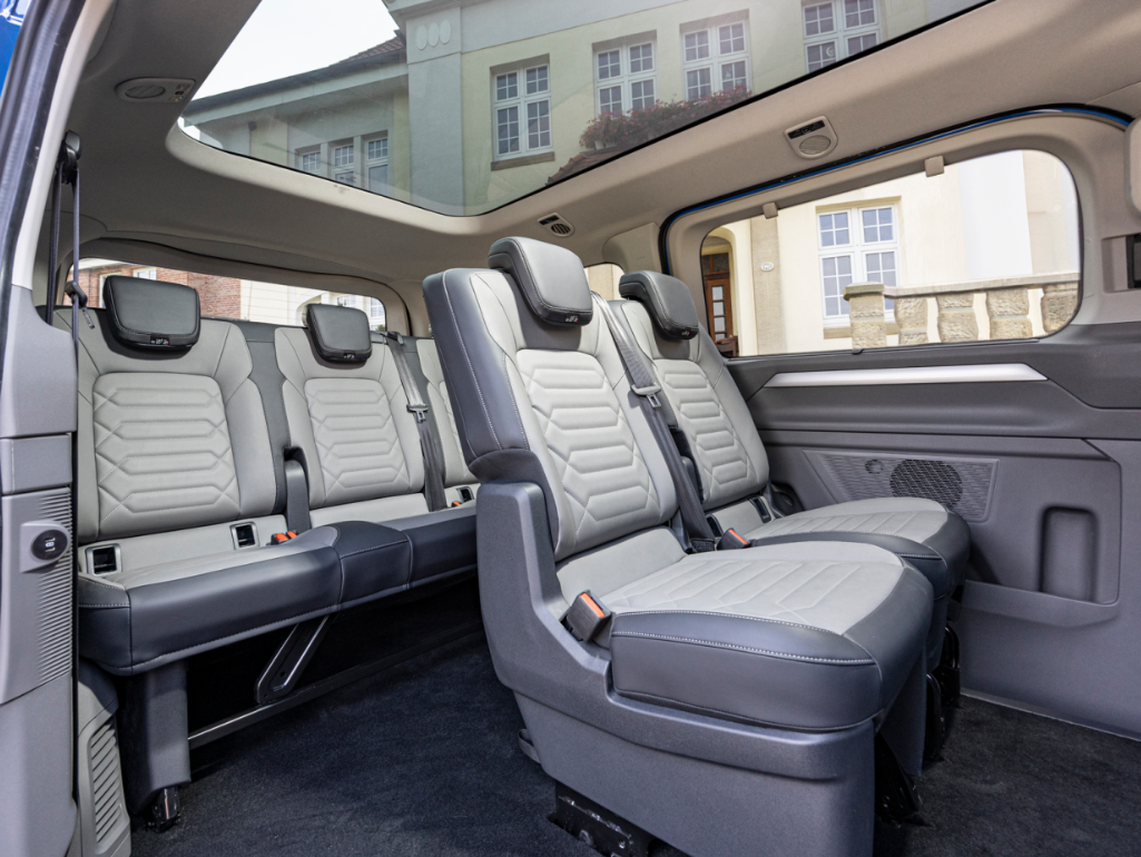 Новий Volkswagen Transporter представили офіційно: усі подробиці про популярний мікроавтобус