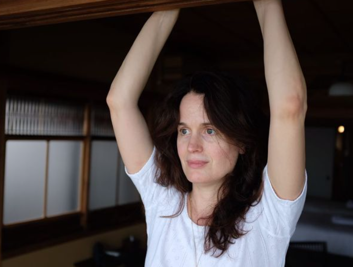 Як зараз виглядає актриса, яка зіграла Есмі Каллен у "Сутінках". Не старіє, немов вампір (фото)