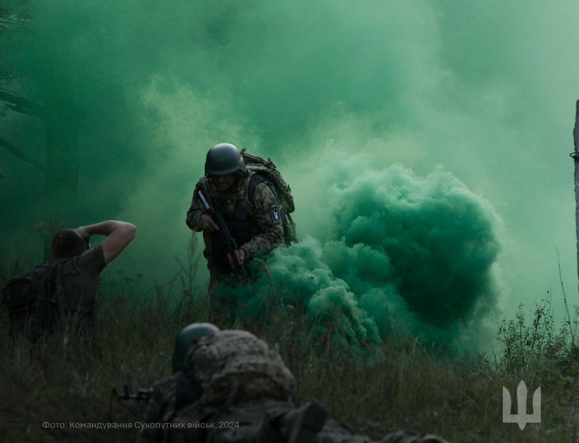 Ловушки, растяжки, колючая проволока. Как украинских военных готовят к боевым задачам