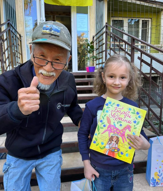 Де зараз Фумінорі Цучіко, який покинув Японію заради допомоги харків'янам