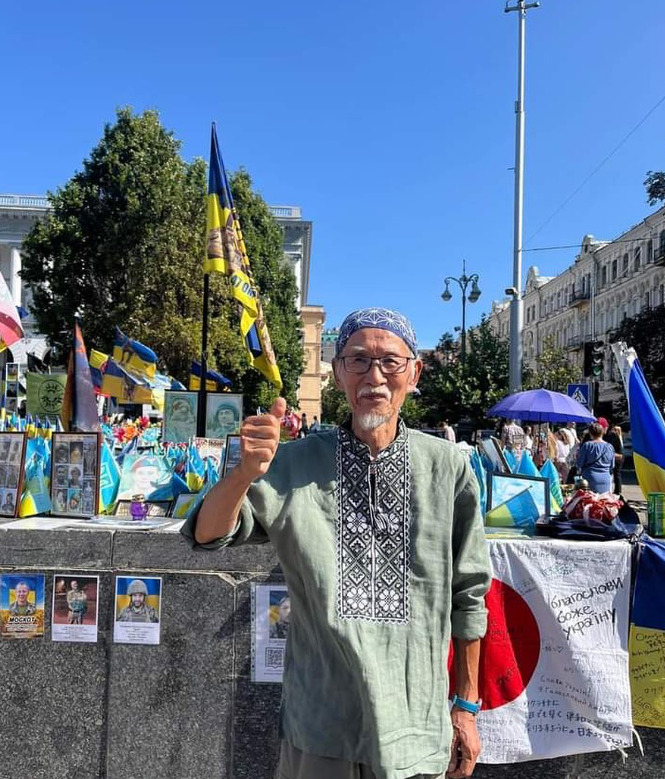 Де зараз Фумінорі Цучіко, який покинув Японію заради допомоги харків'янам