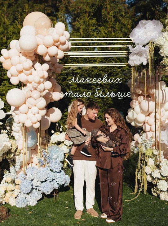 18 українських зірок, які стали батьками у 2024 році