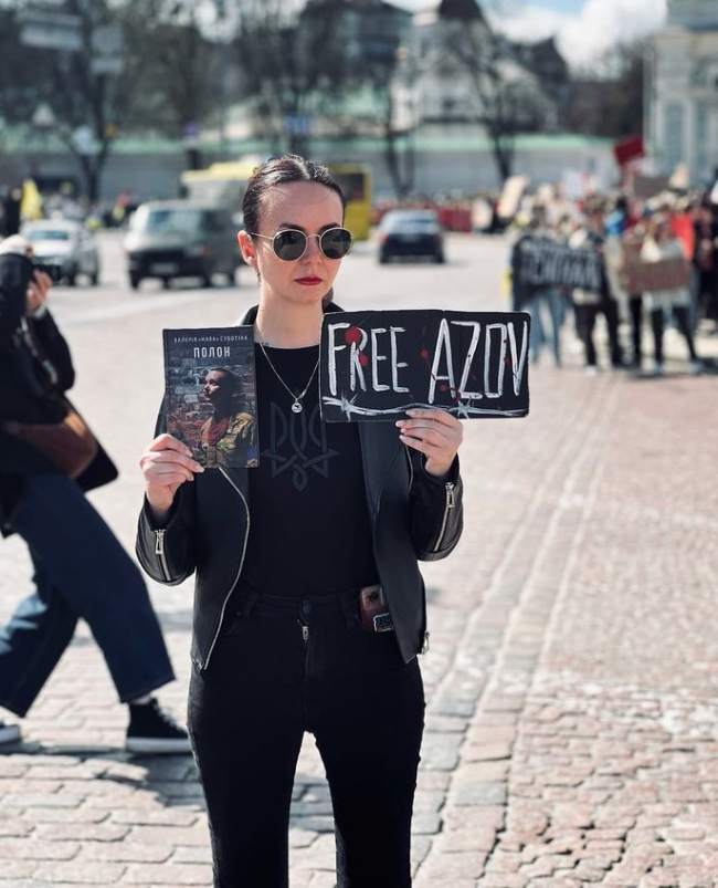 Втратила чоловіка в Маріуполі й пережила полон. Чим зараз живе "Сталева Нава"