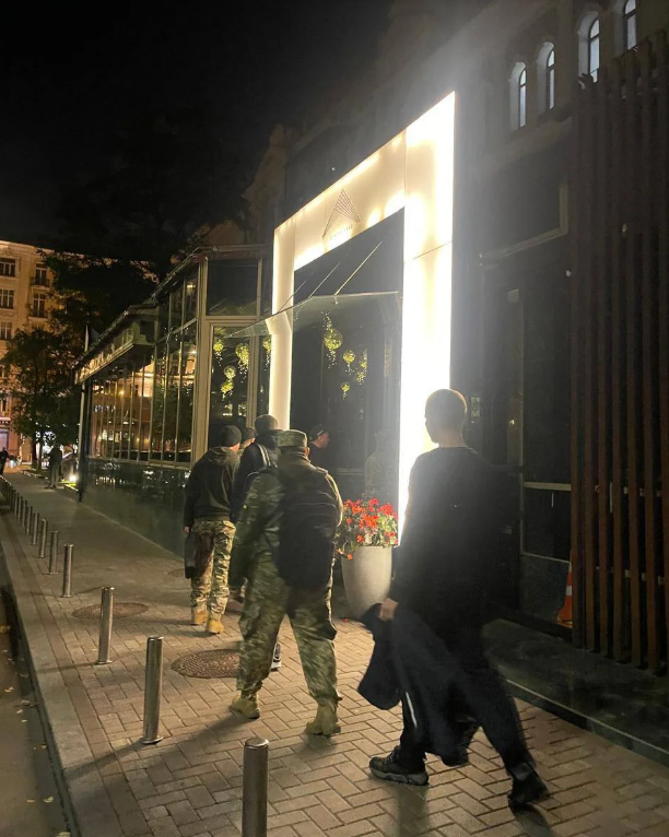 ТЦК проводять рейди по Україні. Що не можна робити при зустрічі зі співробітниками військкоматів