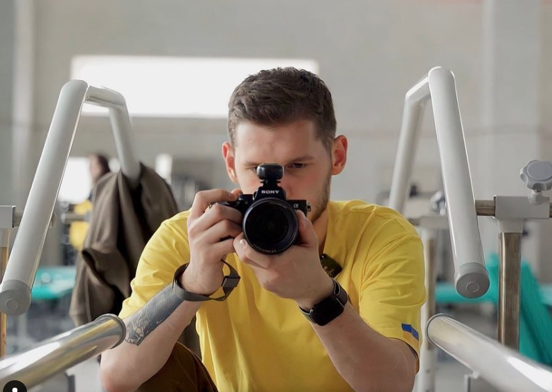 "Глаза Азовстали". Где сейчас Дмитрий Козацкий, фото которого в начале войны поразили весь мир