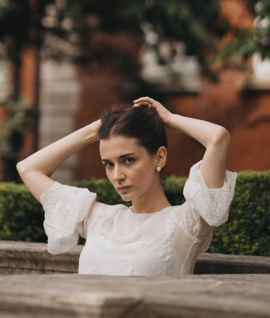 Як Трегубова, Суржиков та інші зірки серіалів виглядали 20 років тому. Хтось "пішки ходив під стіл"