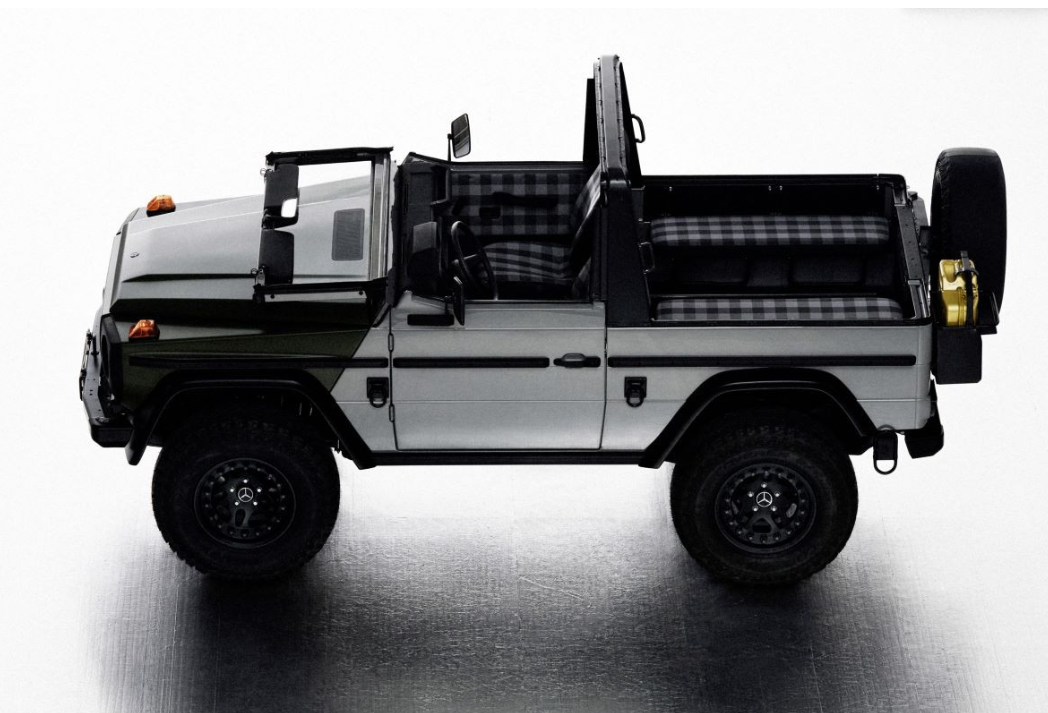 Позашляховик Mercedes-Benz G-Class отримав дві ексклюзивні ретроверсії