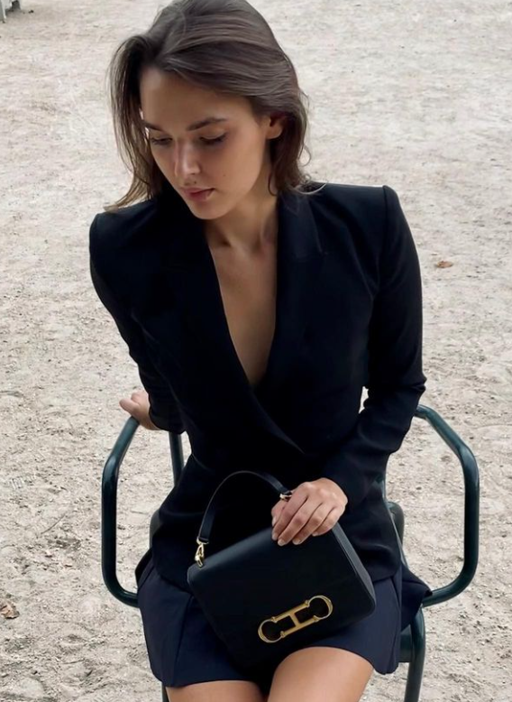 Після роману з українкою Шона Пенна помітили з новою пасією. Вона - молодша за його дітей (фото, відео)