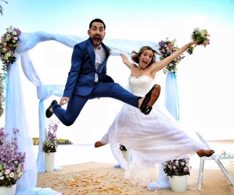 Передумали розлучатися? Андрій Бедняков несподівано показався разом із дружиною