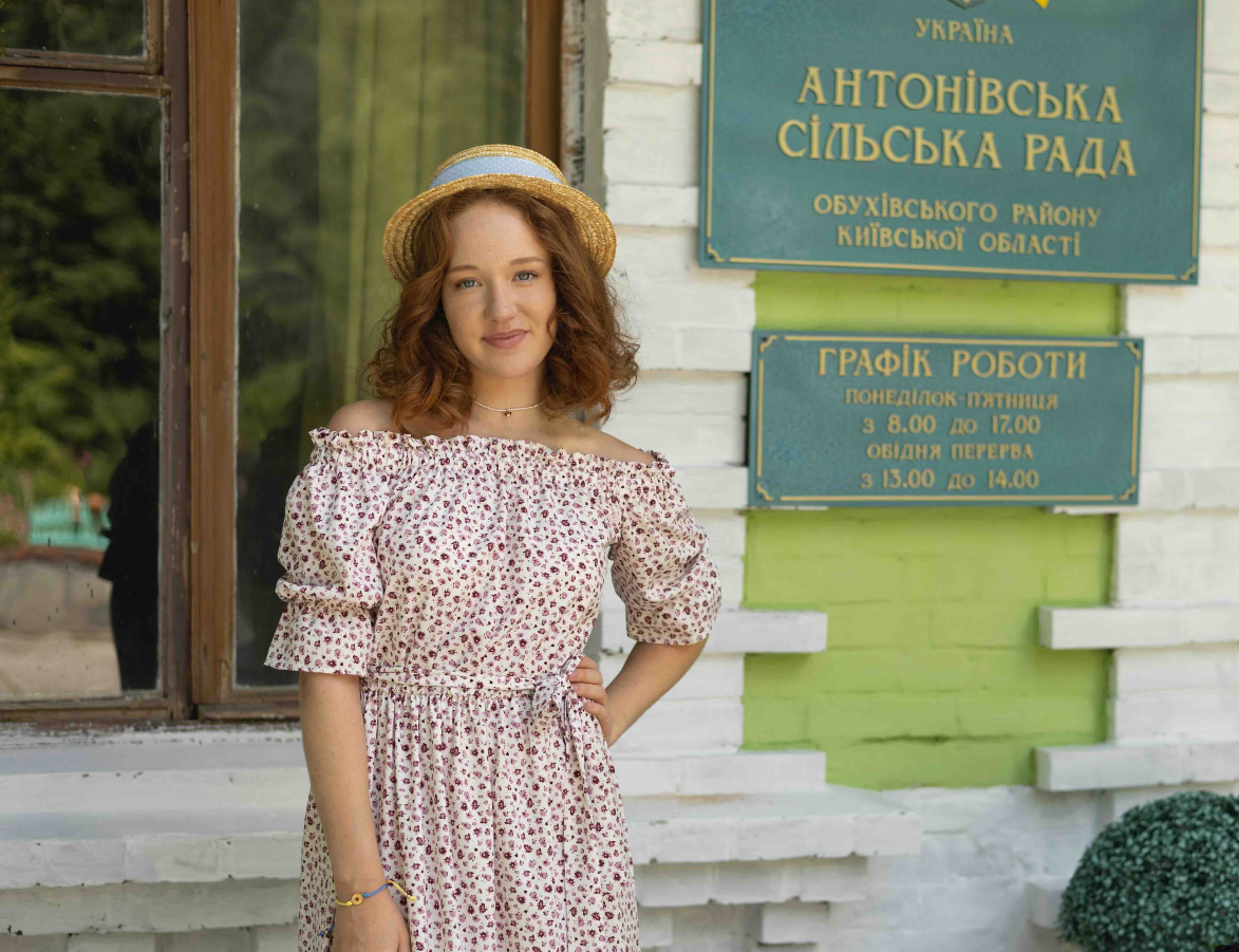 Переведення годинників в Україні: відомі актори зізналися, що про це думають