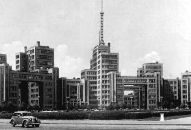 Столітній символ Харкова. Чим унікальний Держпром, який Росія атакувала КАБом