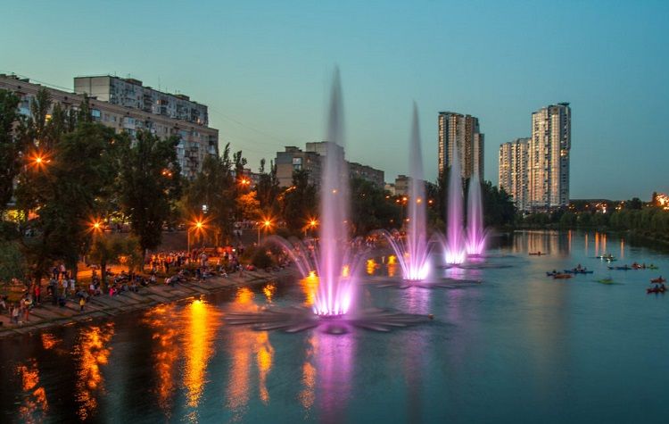 Культурный центр левого берега: чем интересен Днепровский район Киева