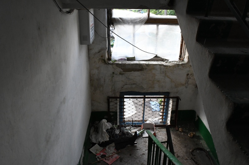 Бій артилерії та книги Булгакова. Репортаж із Часового Яру під ворожим обстрілом