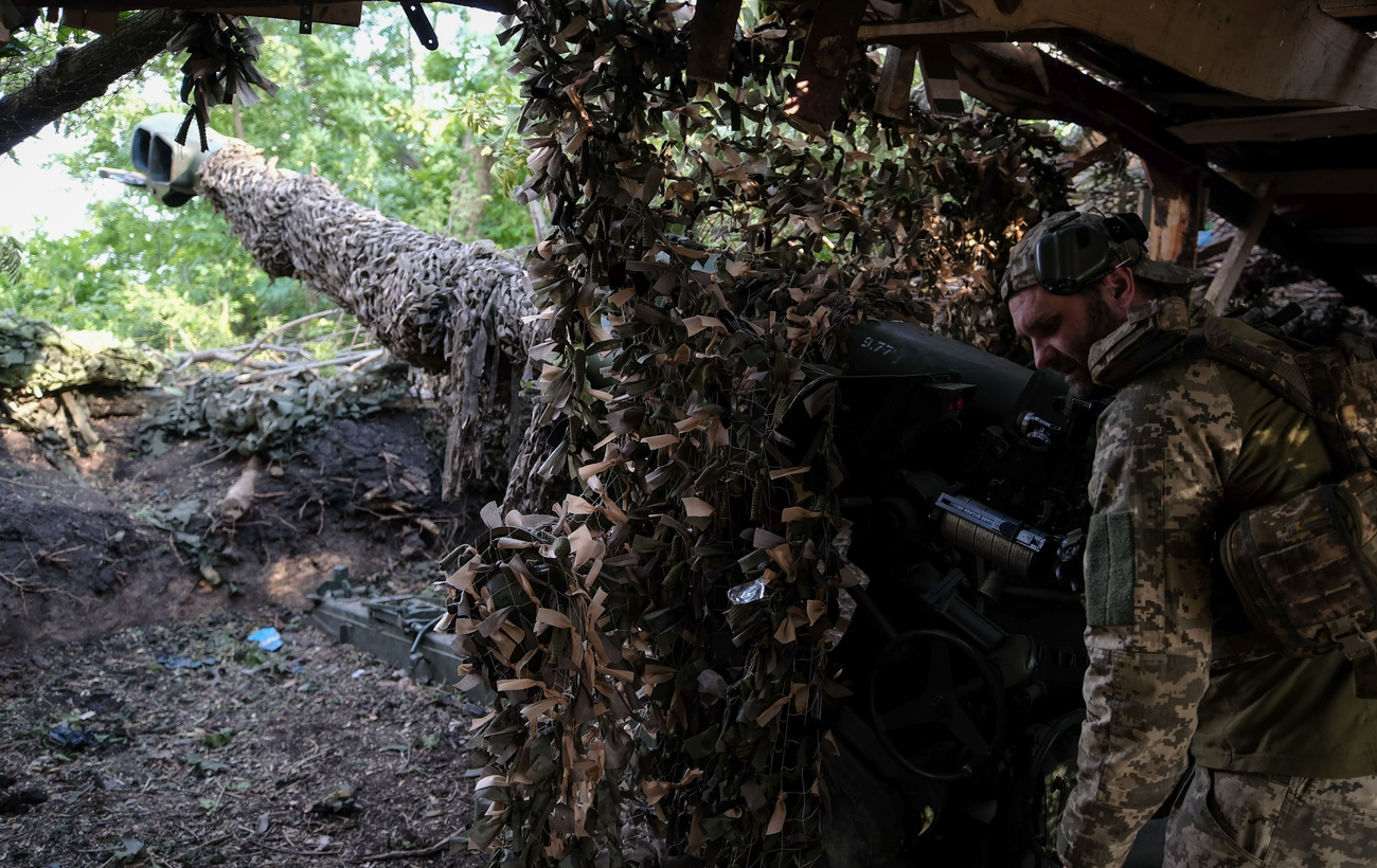 "Тут проходить молодість". Як добровольці тримають Часів Яр, репортаж РБК-Україна