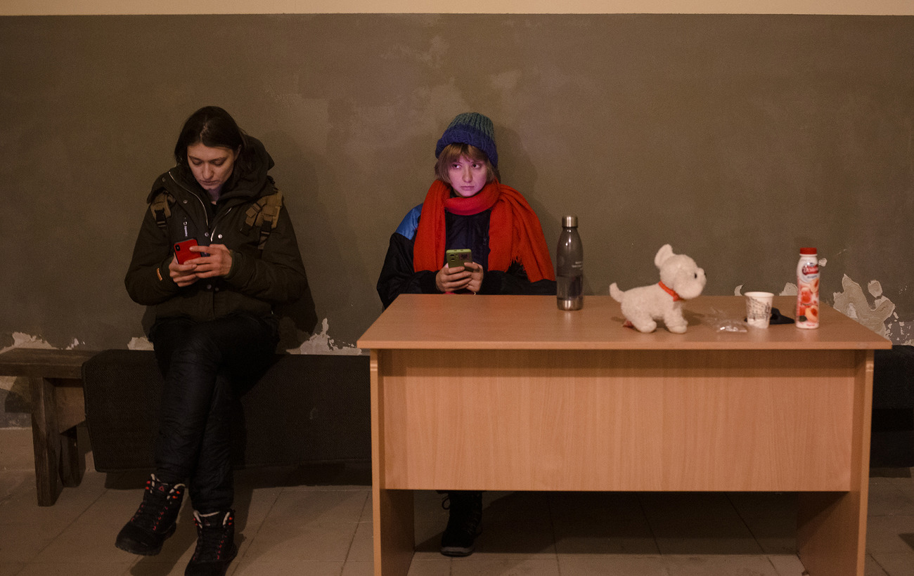 Уроки под обстрелами. Как дети возвращаются к учебе в прифронтовых регионах