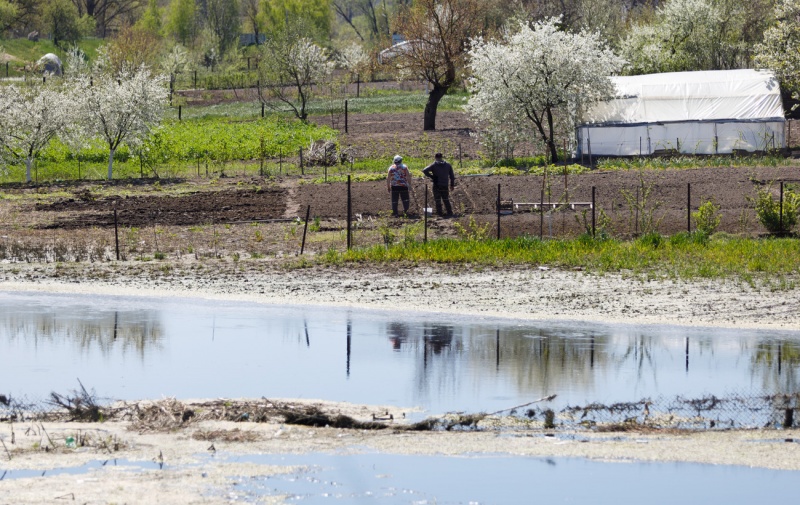 "Над Ірпінню сміялися, а вона зупинила орду". Як живуть затоплені і розбиті села під Києвом