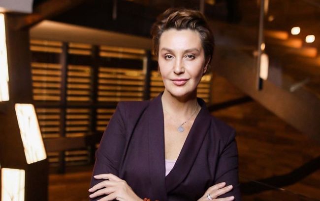 Донька Сніжани Єгорової відповіла, де зараз знаходиться і чим займається її мама-путіністка: "Вона трохи ку-ку"