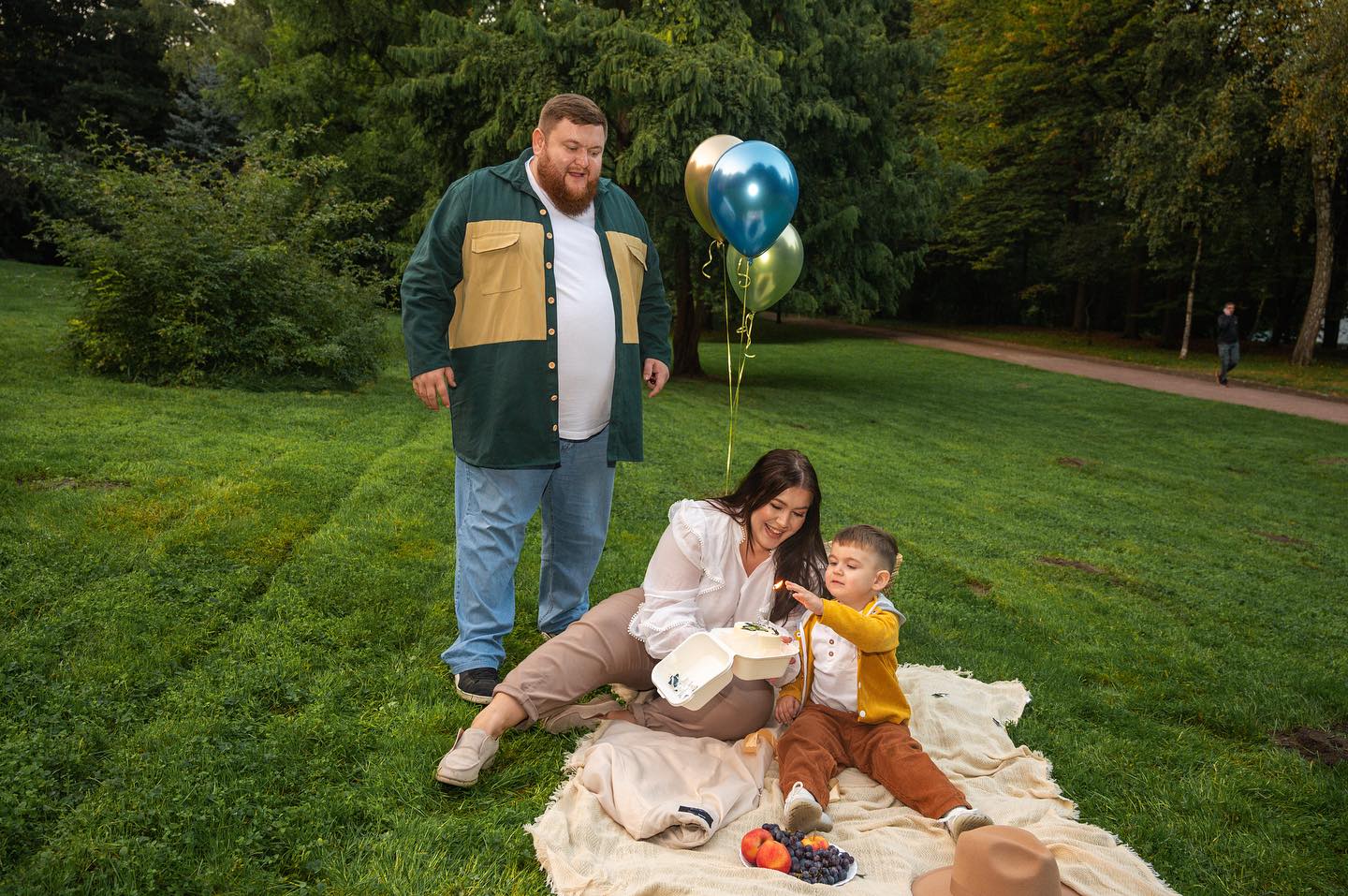 "Кількість таких дітей збільшується". Жогло з "Варʼятів" вперше розповів про діагноз сина