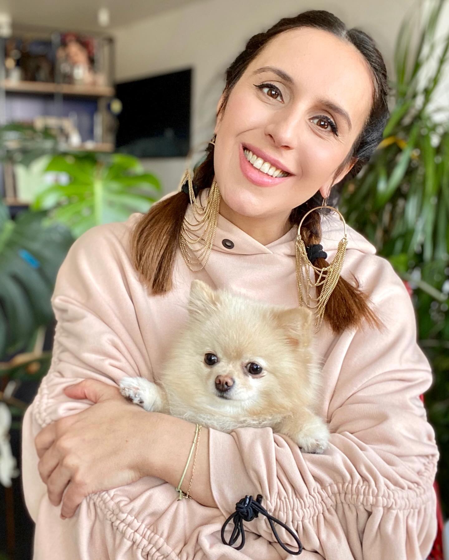 Джамала повідомила сумну новину: "Дякую, що була нашою родиною"