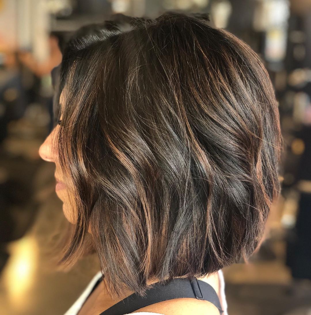 Как у звезд Голливуда: стилисты показали топ-7 самых модных причесок 2022