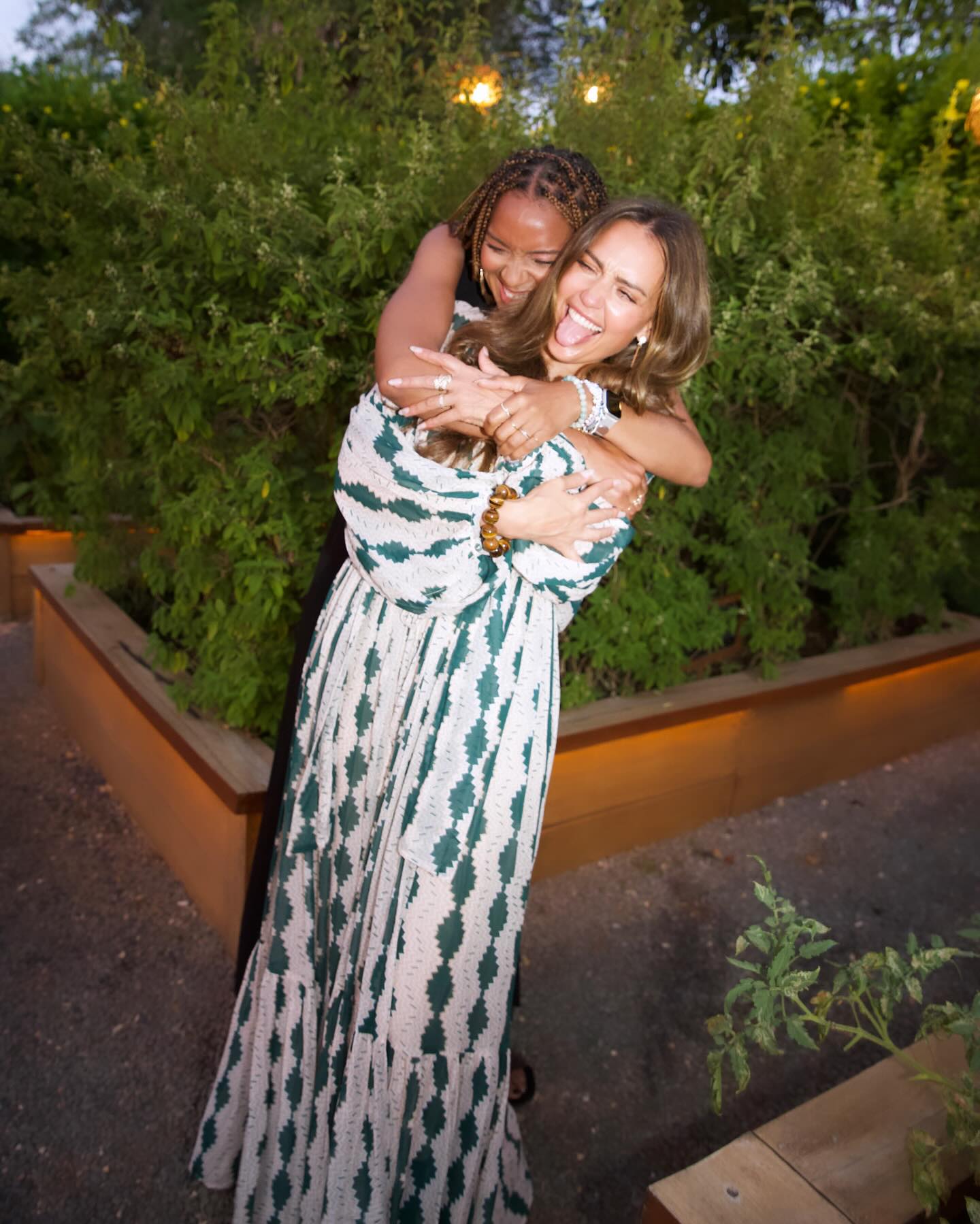 Джессіка Альба похизувалась яскравим Днем народження у Мексиці (фото)