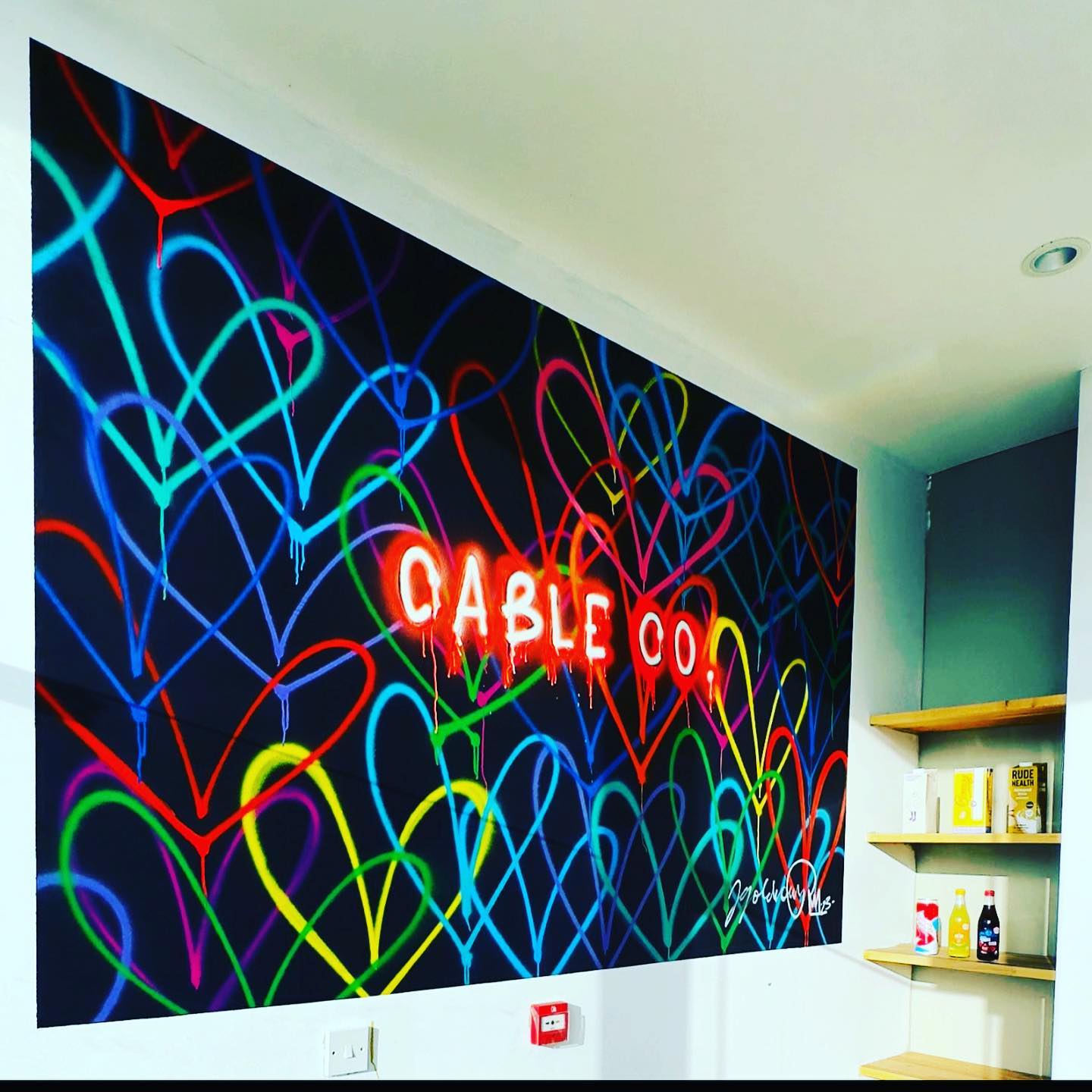 "Так малює багато людей": Морозюк висловилась про звинувачення у плагіаті відомого художника