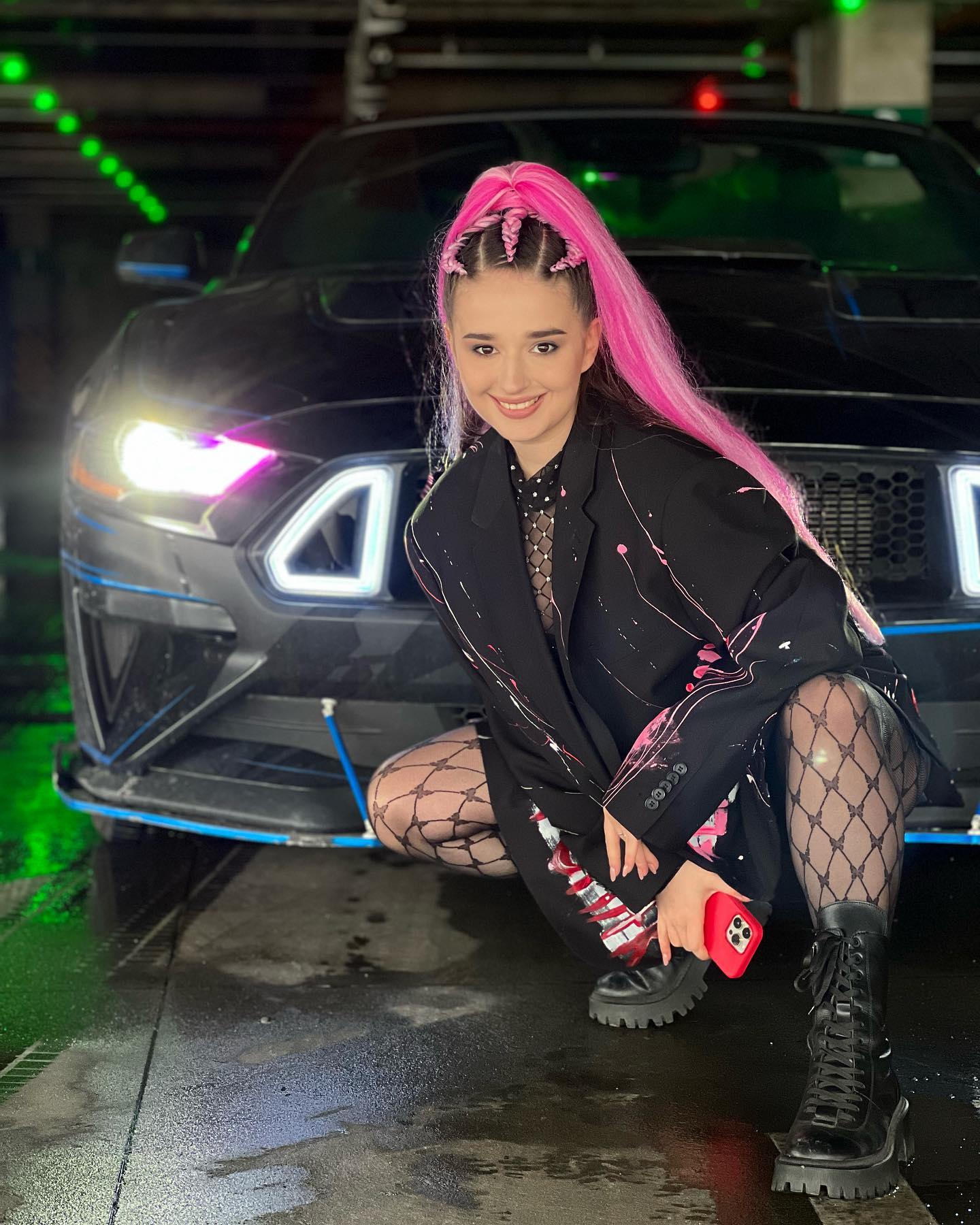 Українська співачка хотіла покінчити з життям: що відомо