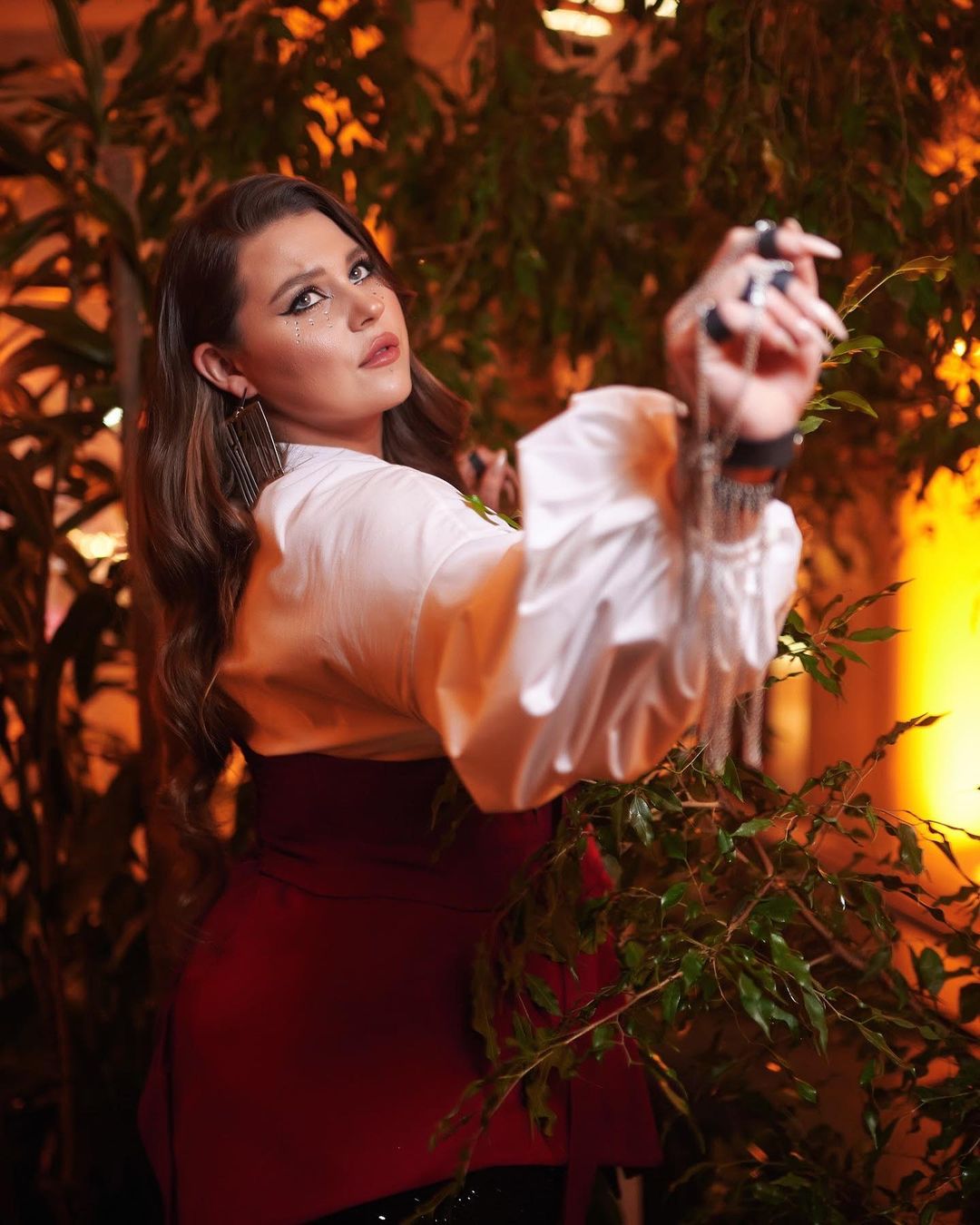 "Не смог справиться с ревностью": KAZKA рассказала о расставании с бойфрендом и сказала, когда выйдет замуж