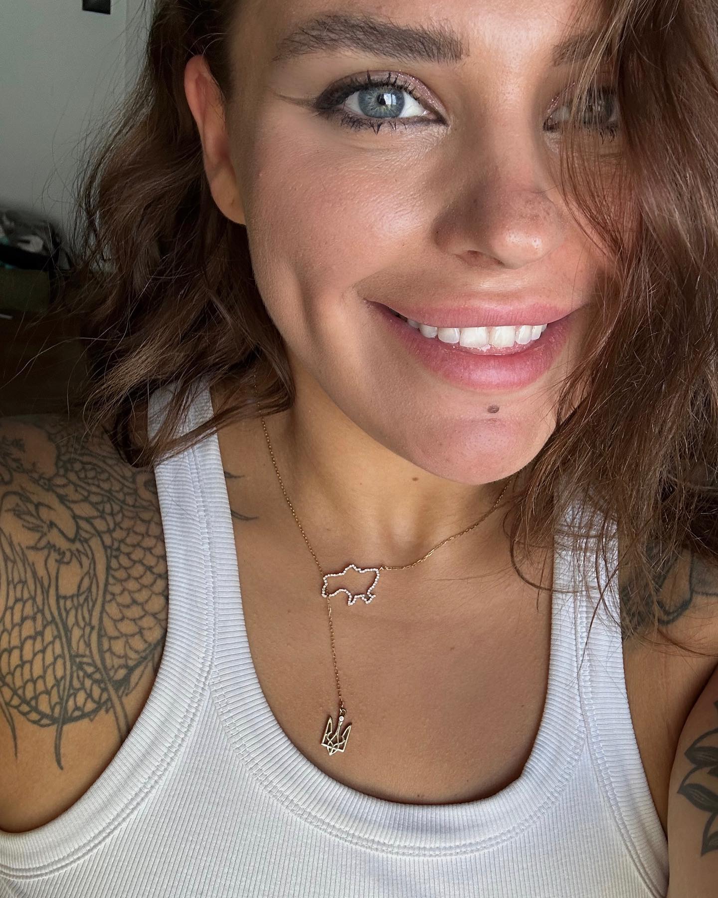 Солістка KAZKA Заріцька сказала, скільки витрачає грошей на місяць: "Найбільше йде на їжу"