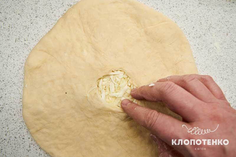 Клопотенко предложил приготовить нестандартный хачапури: "настоящая Грузия у вас дома!"