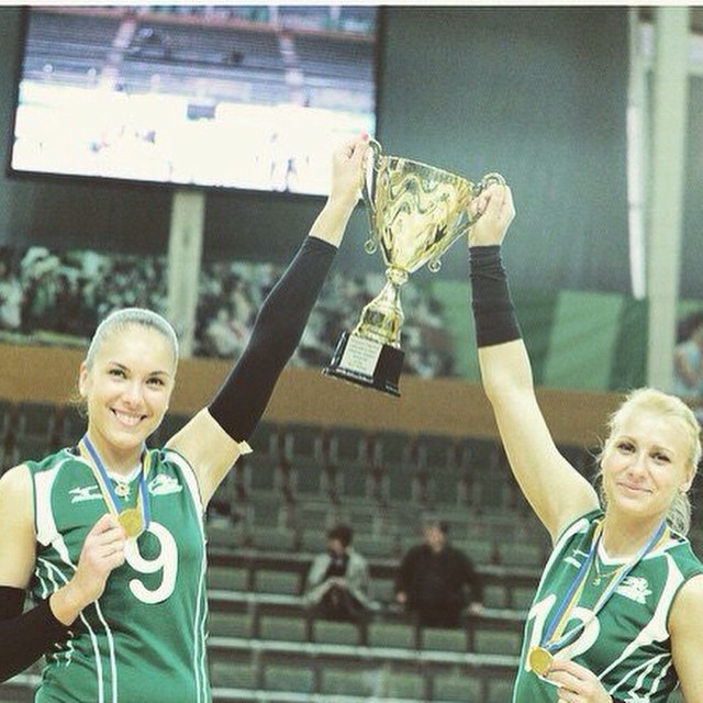 Эффектные фото Юли - украинской волейболистки, которая своим танцем очаровала весь мир