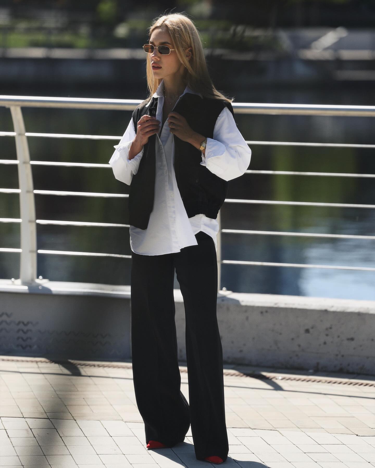 Даша Квіткова прогулялась по Києву в образі справжньої леді (фото)