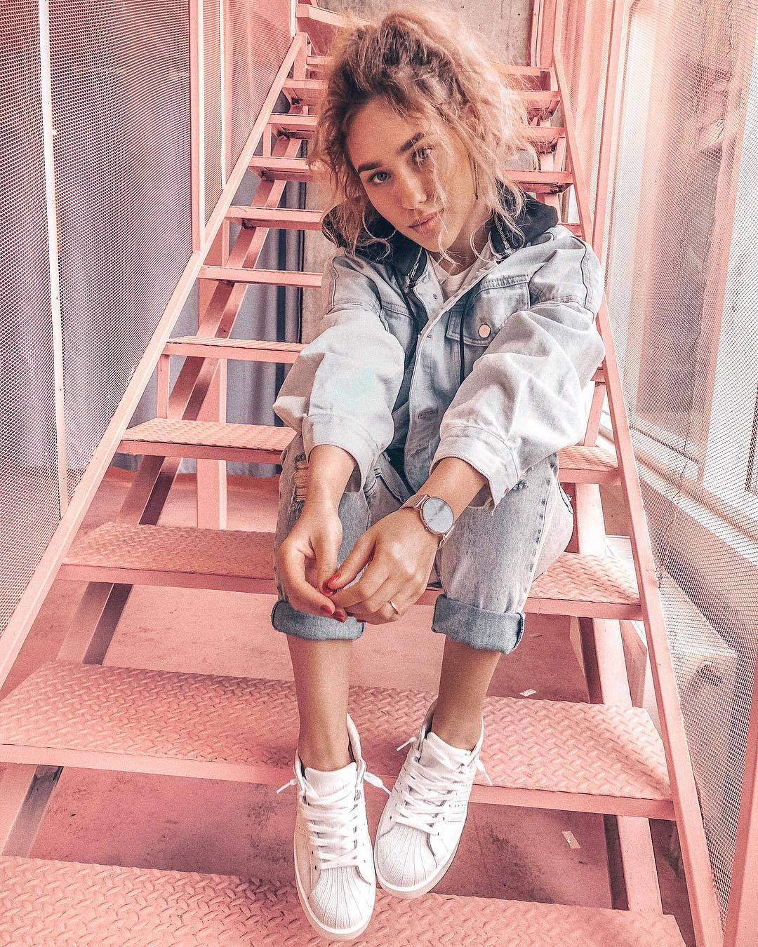 Як виглядала Даша Квіткова до одруження з Микитою Добриніним: яскраві фото