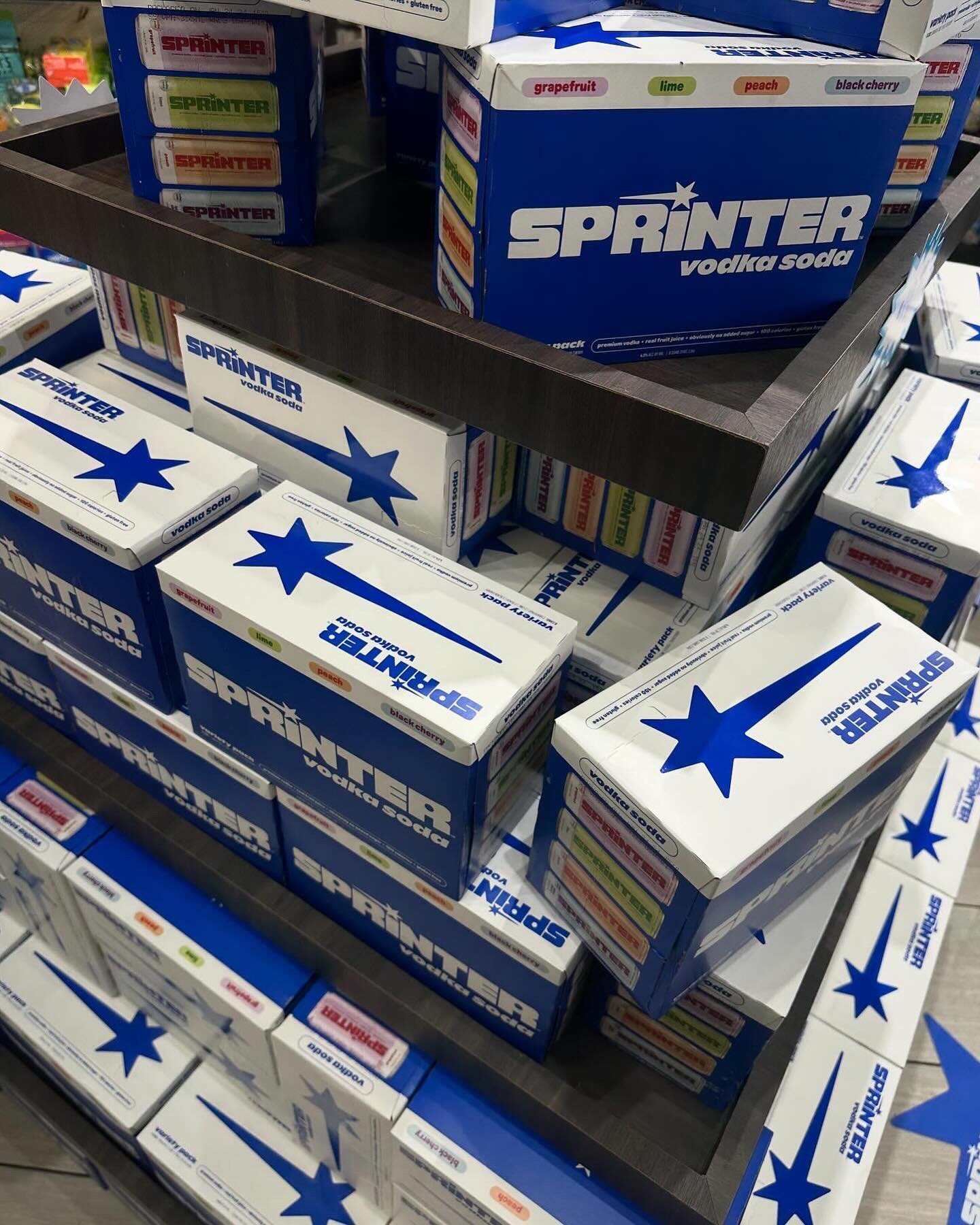 Кайли Дженнер представила свой дебютный бренд алкоголя (фото)