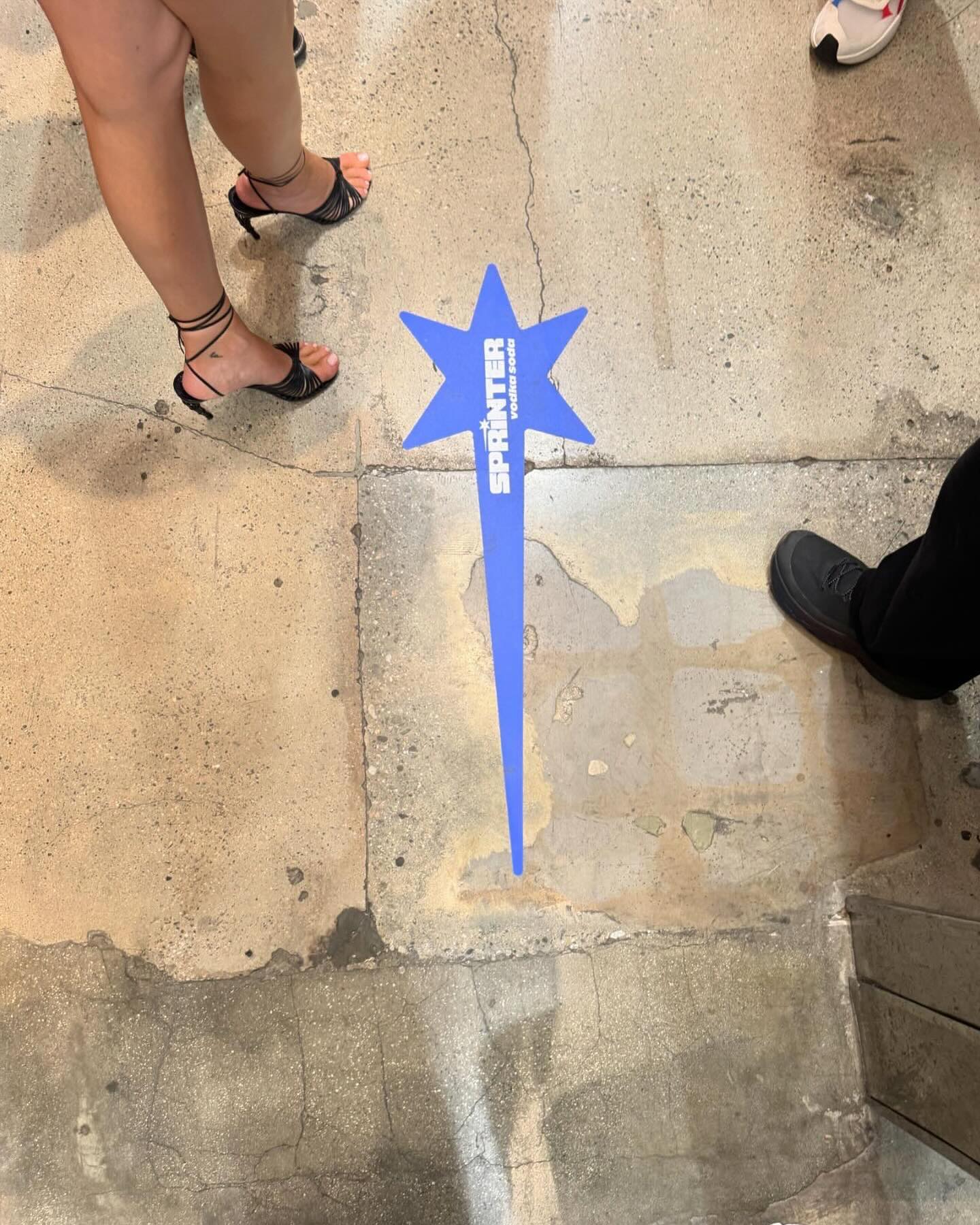 Кайли Дженнер представила свой дебютный бренд алкоголя (фото)