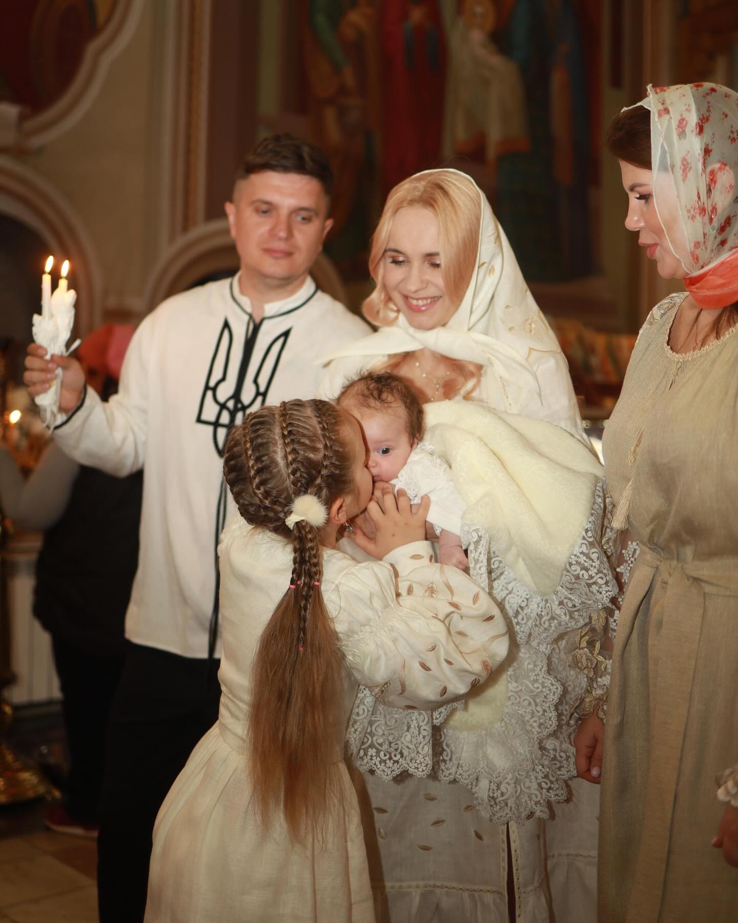 Лілія Ребрик похрестила донечку Адель: зворушливі фото таїнства