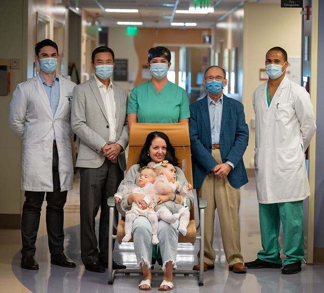 Украинка родила сросшихся близнецов, которым давали минимальные шансы выжить: как они выглядят сейчас