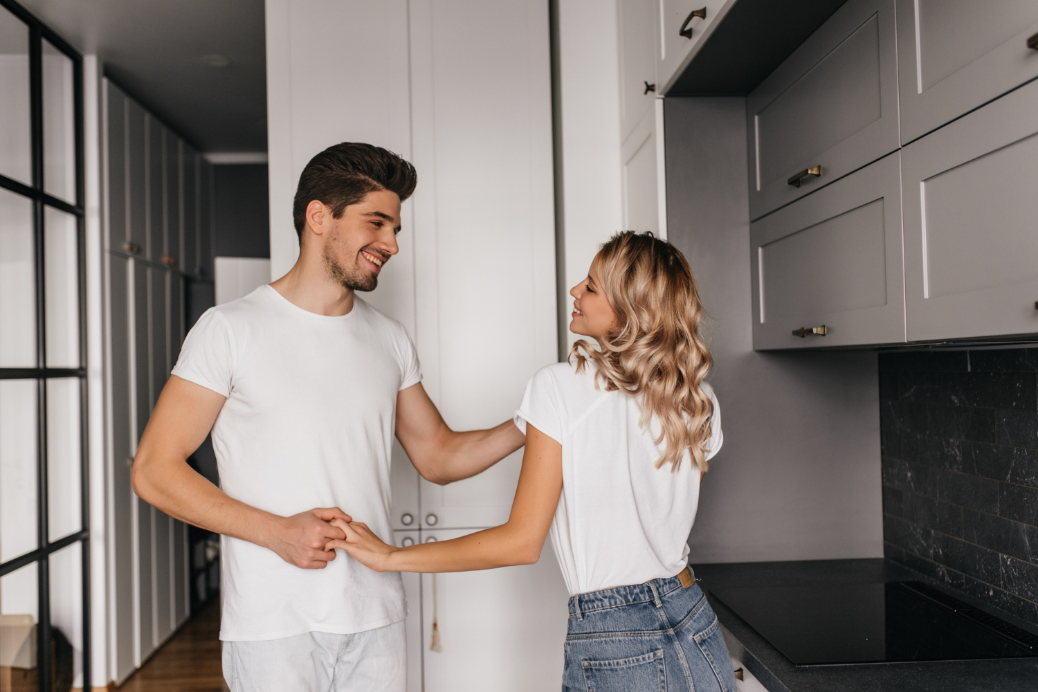 Как сделать женщину счастливой: советы любящему мужчине