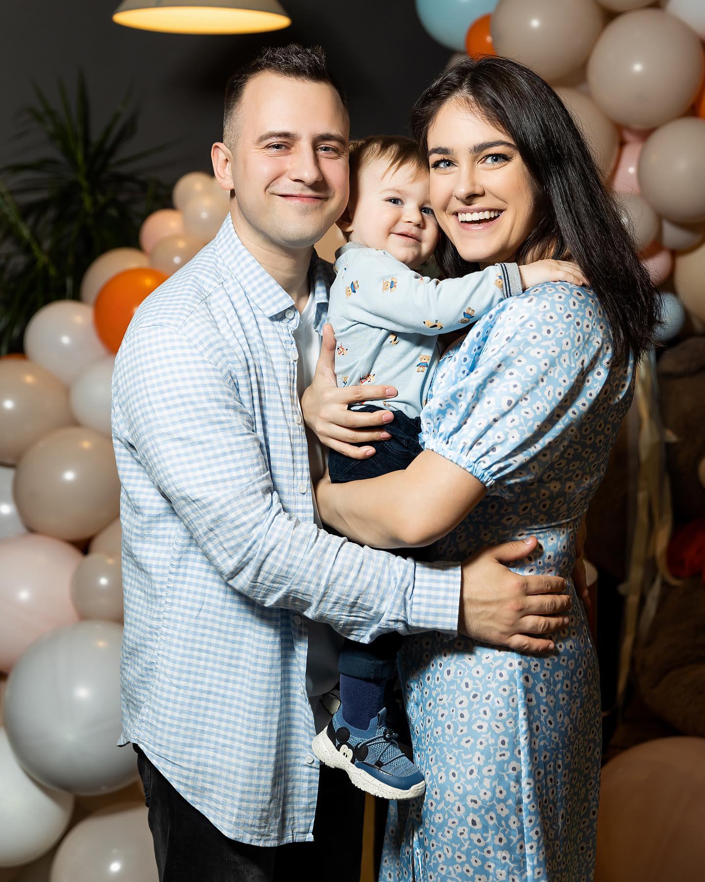 Куда исчезли и чем сейчас занимаются самые яркие участники "Фабрики звезд"