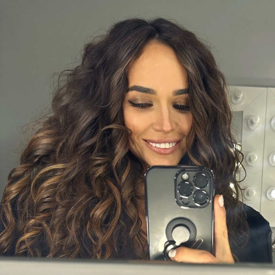 "Організм не зміг впоратися". Відома українська співачка потрапила до лікарні