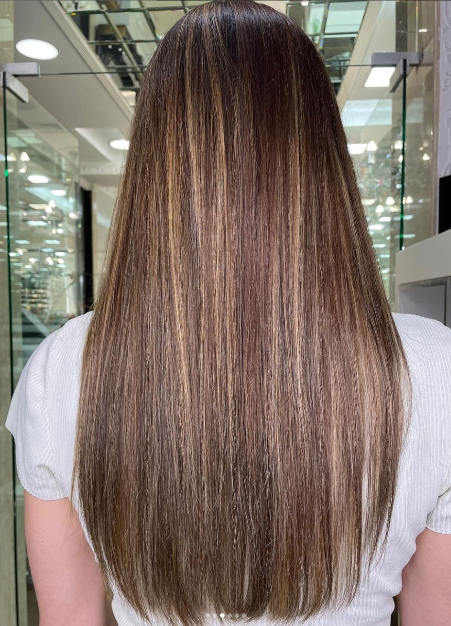 В який колір фарбувати волосся: стилісти назвали тренди цієї осені