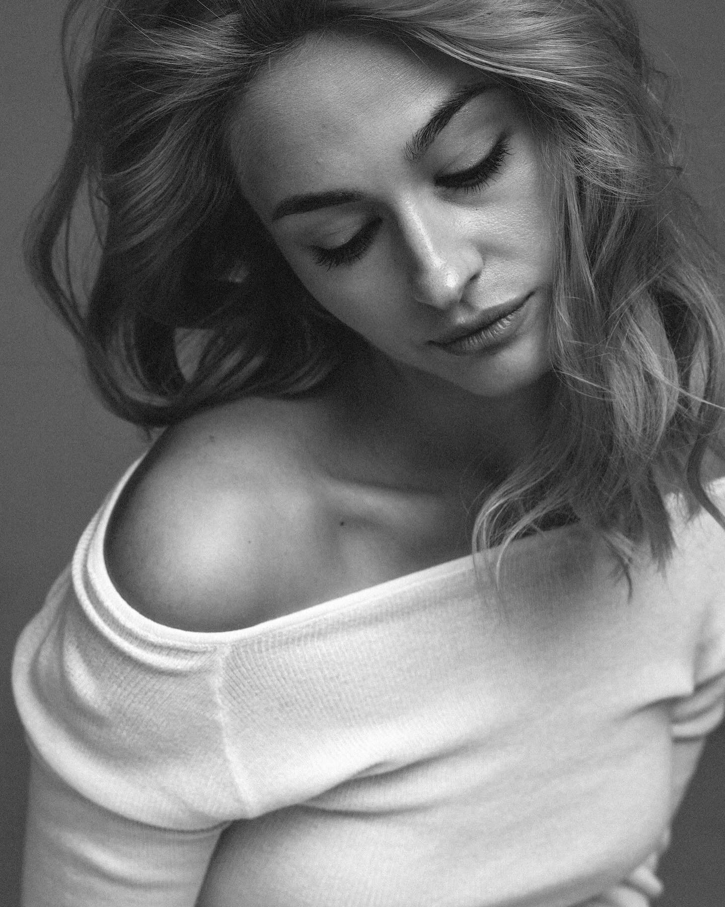 Популярна українська акторка у новій фотосесії показала, як виглядає ніжність (фото)