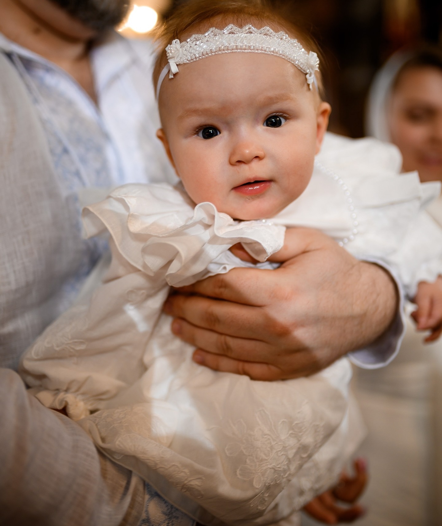 Ведуча "Єдиних новин" похрестила 6-місячну доньку Агату і вперше показала її обличчя (фото)