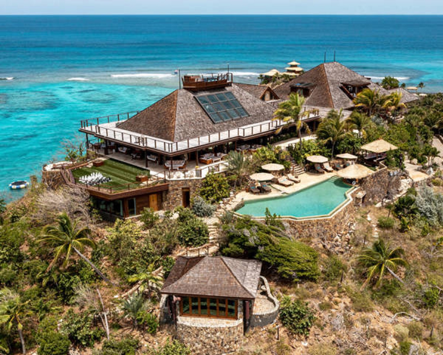 7 самых роскошных курортов мира, куда мечтают попасть звезды и миллионеры