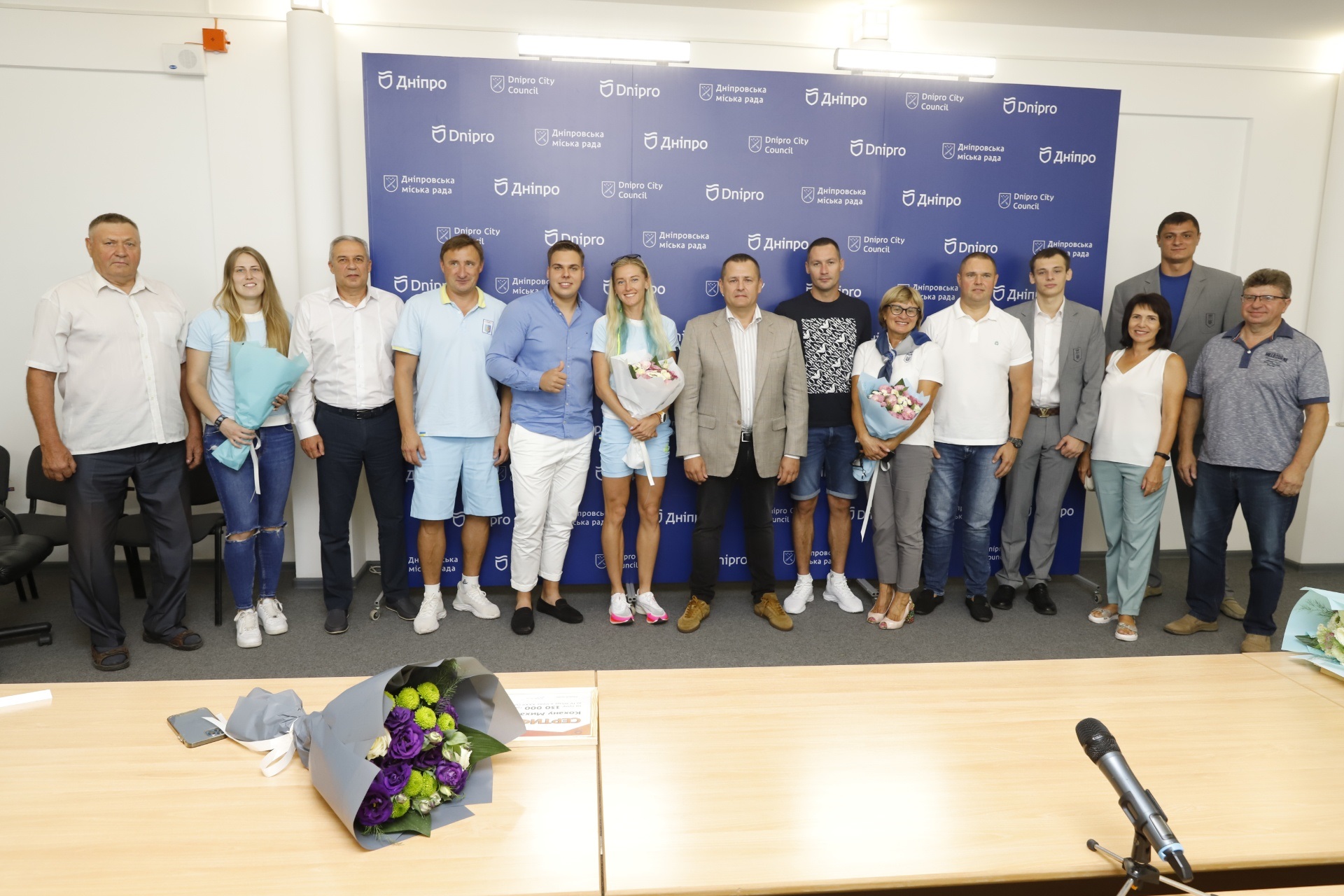 Філатов вручив учасникам Олімпіади-2020 грошові сертифікати: скільки отримали спортсмени